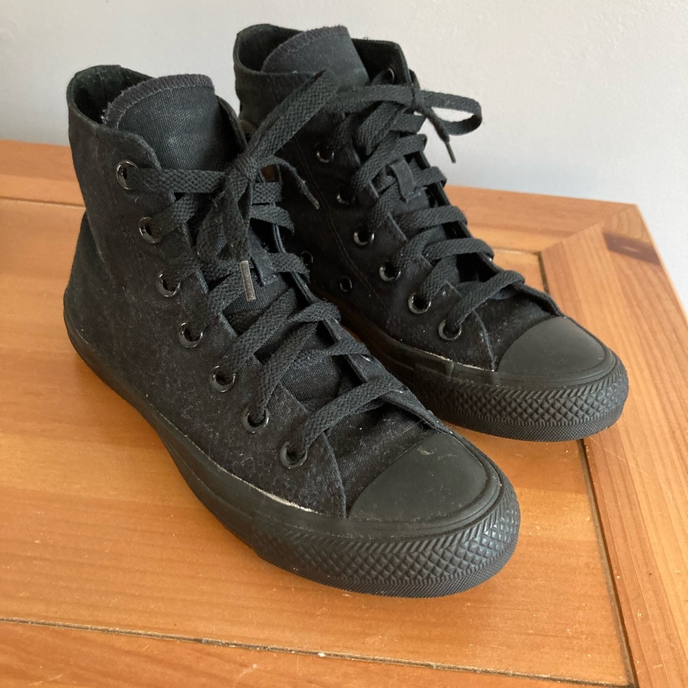Converse Black on Black canvas high tops